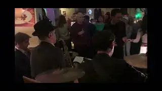 The Big Five live in Düsseldorf @Lotte playing - These Foolish Things