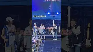 Parents at the Yonsei University AKARAKA Festival!