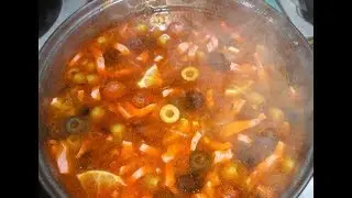 Солянка с КОРОЛЕВСКИХ шампиньонов Готовим на природе