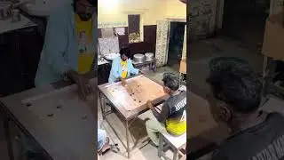 Carrom king 👑 guy’s bich mai shot galt lag gya sit #youtube #youtubeshorts #youtuber #fullvideo