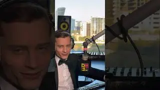 «Чё к чему шоу» с Артёмом Скоробогатым каждый будний день в эфире Радио DFM с 18:00 до 21:00.
