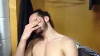 Joakim Noah finds out it's snowing outside in Chicago