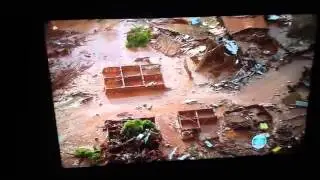 CHOCANTE - Barragem próximo a Mariana/MG se rompe 05/11/15 - Reportagem Globo