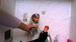 Барби и Кен ссора из-за супа.