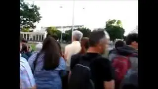 Путин в Вене, зрители 24.6.2014 / Putin und Schaulustigen beim "Russendenkmal"