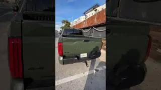 Toyota TUNDRA outside Bar 🍺