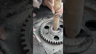 Recycling old metal to Spur Gear #manufacturing #shortvideo