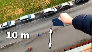 Kestäisikö edes legendaarinen Nokia 3310 tätä??