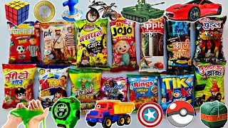 Latest collection of snacks with free gifts inside ! Moj ho gai aaj to , itne mehnge gifts nikle😍🥰