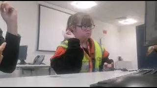 Singing and Signing at Christmas Time