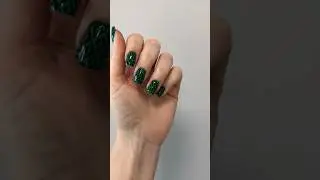 💚🖤 #nails #ногти #маникюр #стемпинг #дизайнногтей #beforeandafter #paznokciehybrydowe #nailartist