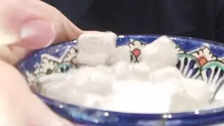 Хруст мела Песчанка. Мокрый мел в молоке 