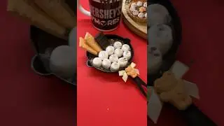 Let’s Fake Bake a mini S’mores Skillet! #fakebake #smores #peepthisyall Cashapp: @peepthisyall