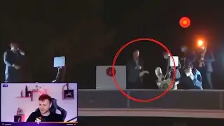 Purplebixi - Erdoğan’ın insanlara çay fırlatmasını izliyor.