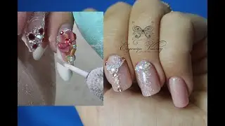 Отпилила свои красивые ногти. Сделала коротыши