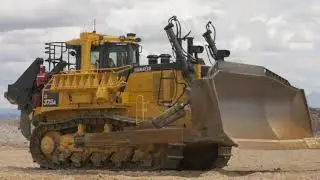 KOMATSU D375A-8 . YOU HAVE NEVER SEEN SUCH POWER