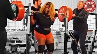 A Woman Just Squatted My Lifetime Goal (I Wish)