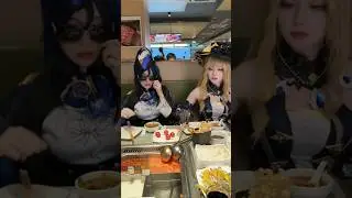 Navia Genshin Impact cosplay 