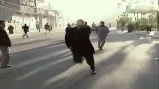 Coca cola reklamını birde böyle izleyin