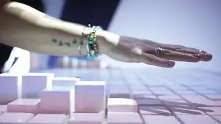 PurpleGlo - Kinetic Motion Table