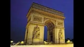 Lovely Love De PARIS, in Pictures