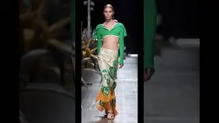Короче говоря Чем меньше тем лучше #style #тренды #shorts #pradaSS25 #top