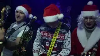 Новогоднее поздравление группы 