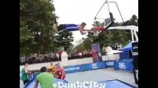 Amazing backflip dunk off the backboard