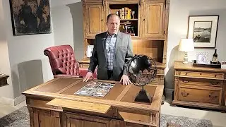Executive Desk Features
