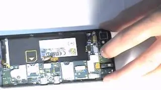 Blackberry Z10 Repair   How to Remove the MOtherboard