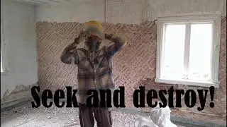 Стены спальни, этап I: снос старой штукатурки