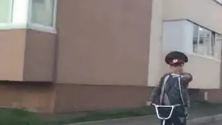 Прикол! Юный гаишник! Ржач🤣🤣🤣