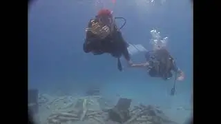 Blonde Scubagirl Trapped in Wreck