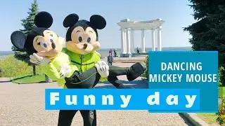Mickey and Minnie Mouse | Tik-tok shooting | cover The Weeknd - Blinding Lights |
