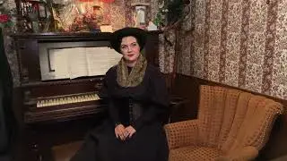 An Interview with Carolann Smith of the Hex House