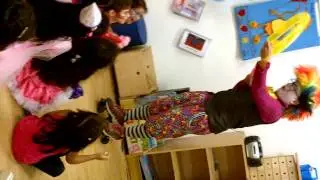 sue zee the clown balloon twister