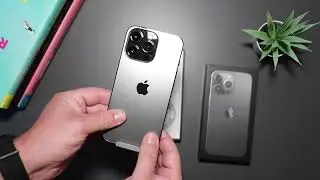 Quiet iPhone Unboxing