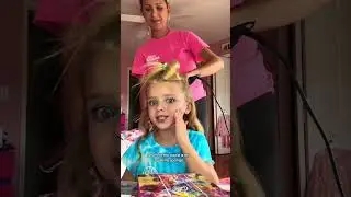 Baby girl teaches me how to do the barbie makeup 😍💕 