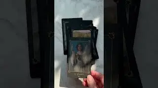 The Witches Tarot Flip Thru