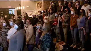 Flash Chorus Sings Phoenix's "1901"