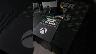 Can you play Fortnite on Xbox series X ? #fortnite #fortniteshorts #xbox #xboxseriesx