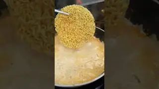 Макарошки для студентов. Кудрявая лапша, сливки и сыр.