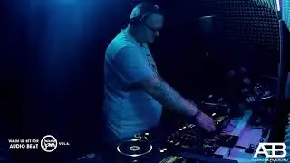 Warm up set for HOUSE JAM vol.6.  mixed by AUDIO BEAT
