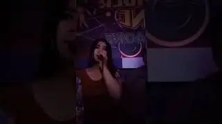Goyang hot gadis cantik