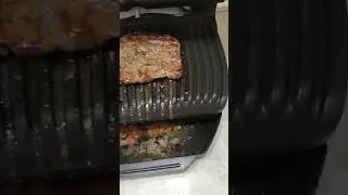 Grilling a steak on the new Tefal electric grill 