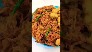 Kurkurit Kanda Bhaji 😋