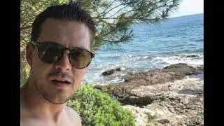 Милош Бикович мило побеседовал с чайкой.