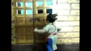 El chico bañado de leche