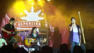 Para Con Ele- Moeracquels band Live Performance with GLOBE