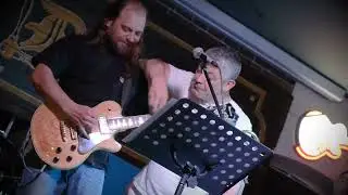 VACЯ  CLUB   "HELP ME"